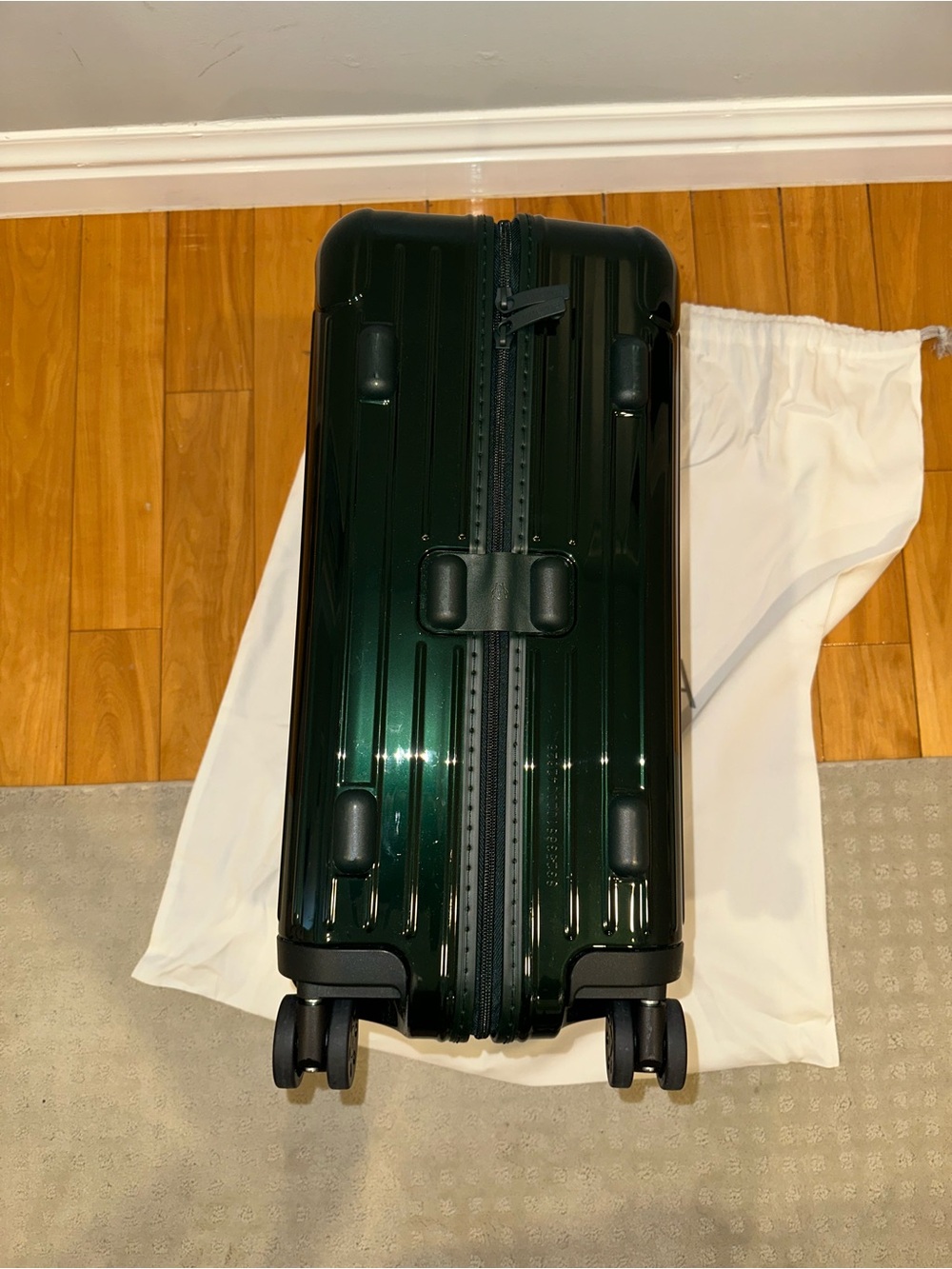 RIMOWA Deep Green Cabin Luggage PRISTINE - Picture 10 of 10